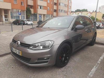 Cinzento Usado 2014 VW Golf VII Citadino | € 15.500 (Preço elevado)