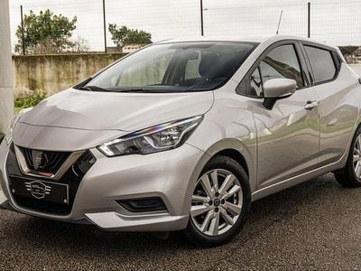 Usado Nissan Micra Acenta 100 HP (73 kW) 2020 Cinza Sedan