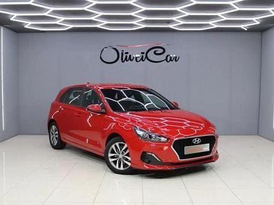Usado Hyundai i30 120 HP (88 kW) 2021 Vermelho