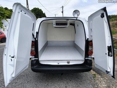 Branco Usado 2016 Citroën Berlingo Monovolume | € 14.950