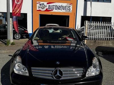 Usado Mercedes CLS320 224 HP (164 kW) 2005 Preto Sedan