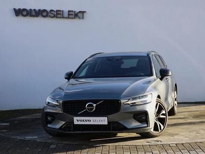 Cinzento Usado 2021 Volvo V60 R-Design Carrinha | € 29.800 (Preço justo)