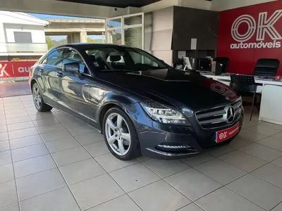 Cinzento Usado 2011 Mercedes CLS250 Sedan | € 18.500