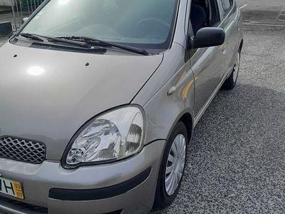 Usado Toyota Yaris 2003 Sedan