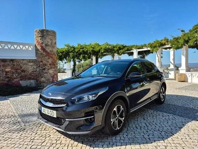 Usado Kia XCeed 141 HP (103 kW) 2021 Preto SUV