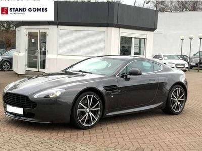 Cinzento Usado 2011 Aston Martin Vantage Coupé | € 89.990