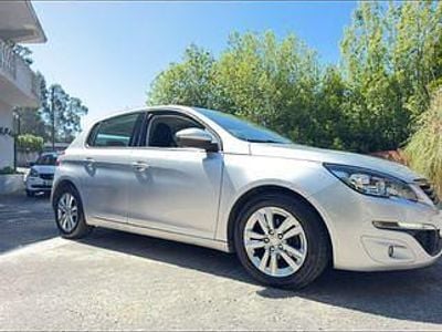Usado 2014 Peugeot 308 Sedan | € 8.100 (Preço justo)