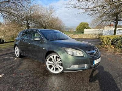 Usado Opel Insignia 163 HP (119 kW) 2010 Verde Carrinha