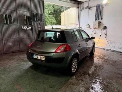 Usado 2003 Renault Mégane II Sedan | € 1.890 (Preço justo)
