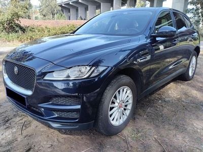 Azul Usado 2017 Jaguar F-Pace Prestige SUV | € 23.250 (Preço justo)