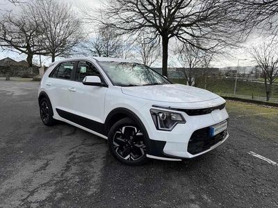 Branco Usado 2022 Kia e-Niro SUV | € 24.990 (Preço justo)