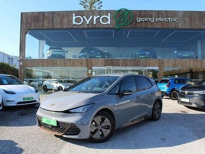 Cinza Usado 2022 Cupra Born Citadino | € 24.900 (Preço justo)