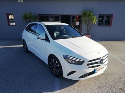 Usado Mercedes B180 Style 116 HP (85 kW) 2020 Branco Monovolume