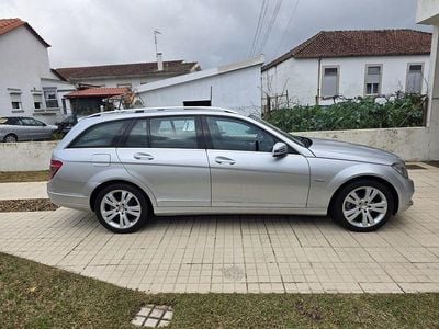 Usado 2010 Mercedes C200 Avantgarde Sedan | € 8.900 (Super Preço)