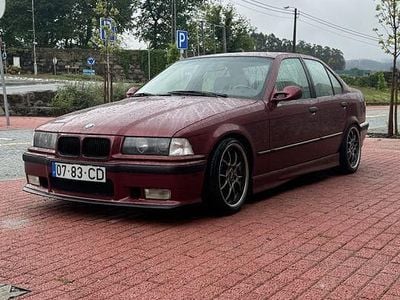 Usado 1993 BMW 325 Sedan | € 9.500