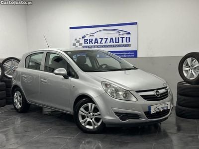 Usado Opel Corsa Cosmo 90 HP (66 kW) 2010 Cinza Citadino