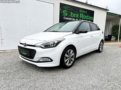Branco Usado 2017 Hyundai i20 Citadino | € 11.900 (Preço justo)