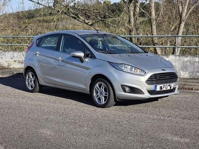 Usado 2015 Ford Fiesta Titanium Sedan | € 8.000 (Preço justo)