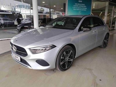 Prateado Usado 2024 Mercedes A250 Citadino | € 41.900 (Caro)