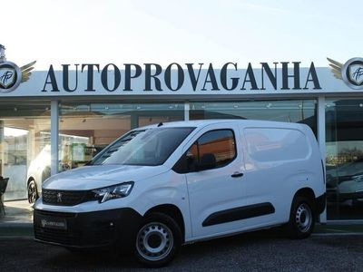 Branco Usado 2020 Peugeot Partner Premium Monovolume | € 15.500 (Preço justo)