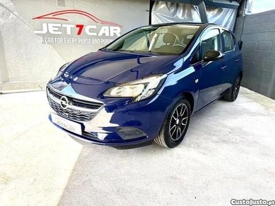 Azul Usado 2017 Opel Corsa Dynamic Citadino | € 9.990