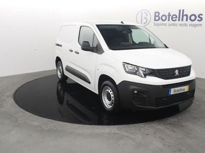 Branco Usado 2021 Peugeot Partner Premium Monovolume | € 14.900 (Preço justo)