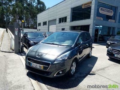 usado Peugeot 5008 1.6 BlueHDi Allure