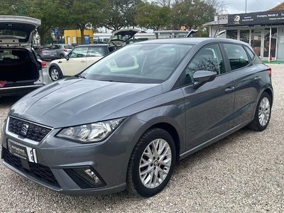 Cinza Usado 2018 Seat Ibiza Style | € 13.850 (Preço elevado)
