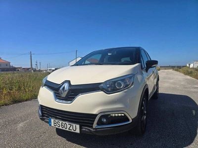 Branco Usado 2017 Renault Captur SUV | € 12.950 (Preço justo)