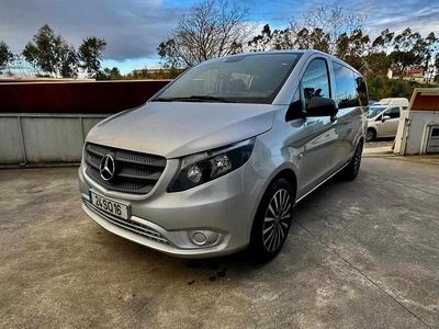 Usado Mercedes Vito 114 HP (83 kW) 2018 Cinzento Van