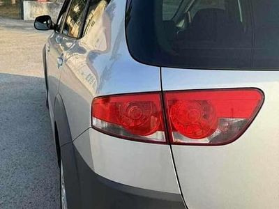 Usado Seat Altea 105 HP (77 kW) 2010 Cinzento Citadino