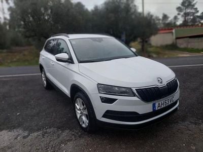 Usado Skoda Karoq Style 150 HP (110 kW) 2021 Branco SUV