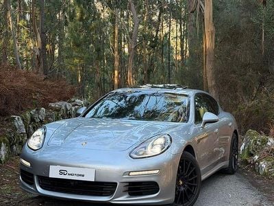 Cinza Usado 2013 Porsche Panamera Platinum Edition | € 43.900