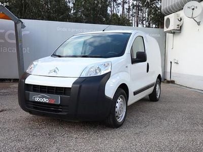Branco Usado 2017 Citroën Nemo Comfort Monovolume | € 9.250