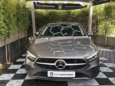 Usado Mercedes A200 163 HP (119 kW) 2024 Cinza Citadino