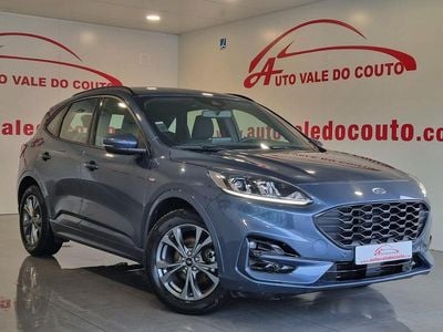 Usado Ford Kuga ST-Line 150 HP (110 kW) 2022 Preto SUV