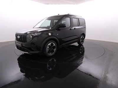 Usado Ford Tourneo 125 HP (91 kW) 2024 Preto