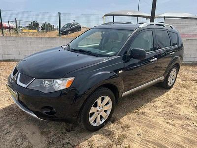 Usado Mitsubishi Outlander 140 HP (102 kW) 2007 Preto SUV
