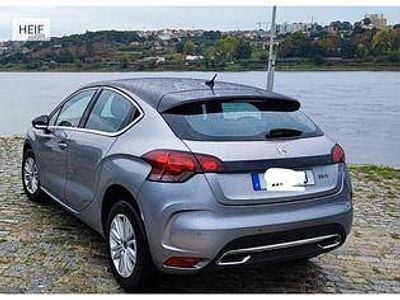 Usado DS Automobiles DS4 So Chic 120 HP (88 kW) 2017 Citadino