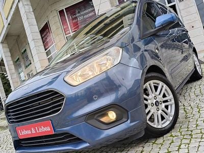Azul Usado 2019 Ford Tourneo Courier Titanium Monovolume | € 13.500 (Preço justo)