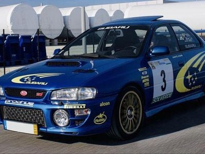 Azul Usado 2000 Subaru Impreza GT Sedan | € 25.000