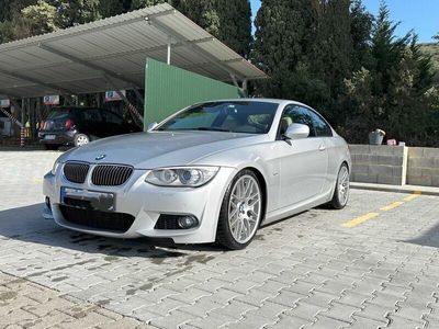 usado BMW 335 d E92 LCI 2012 - condição perfeita