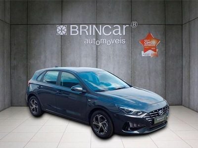 Usado Hyundai i30 GO! 120 HP (88 kW) 2023 Cinza