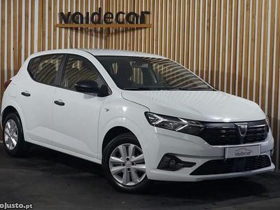 Usado Dacia Sandero Essentiel 67 HP (49 kW) 2021 Branco Citadino