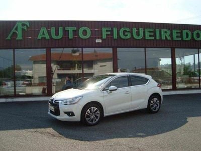 Branco Usado 2015 Citroën DS4 Citadino | € 12.950 (Preço elevado)