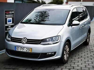 Cinzento Usado 2014 VW Sharan Highline Monovolume | € 17.950