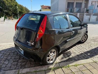 Usado Fiat Punto 2002 Citadino