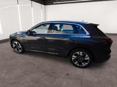 Usado Audi e-tron 300 kW (408 HP) 2019 Cinzento SUV