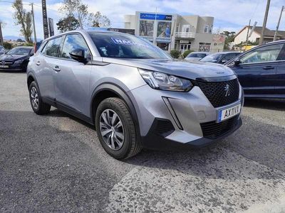 Cinza Usado 2023 Peugeot 2008 Active SUV | € 17.900 (Preço justo)