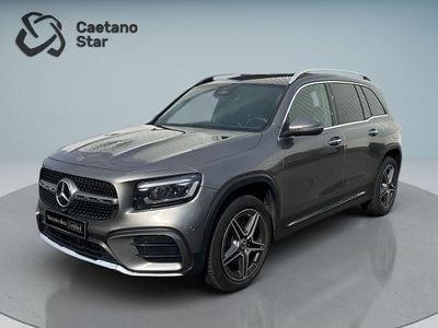 Cinza Usado 2024 Mercedes GLB200 SUV | € 48.000